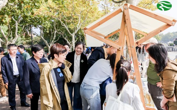 “繪就申城生態(tài)畫卷 共建和諧綠色家園”——2025年上海市“保護(hù)野生動物宣傳月”正式啟動3.jpg