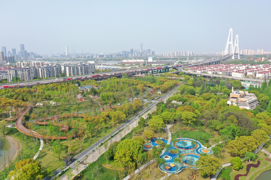 千座公園筑起上?！熬G色家底” “千園之城”的基礎(chǔ)是數(shù)量 但關(guān)鍵是品質(zhì) 讓公園也成為一種全新的城市多功能空間載體